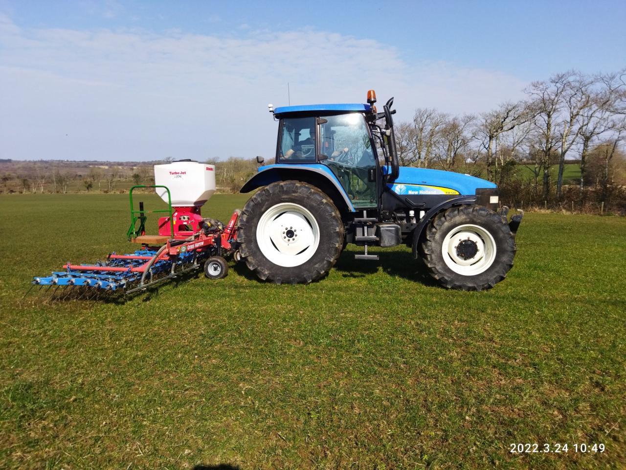 The Essential Timing Tips for Successful Grass Seed Sowing in the UK